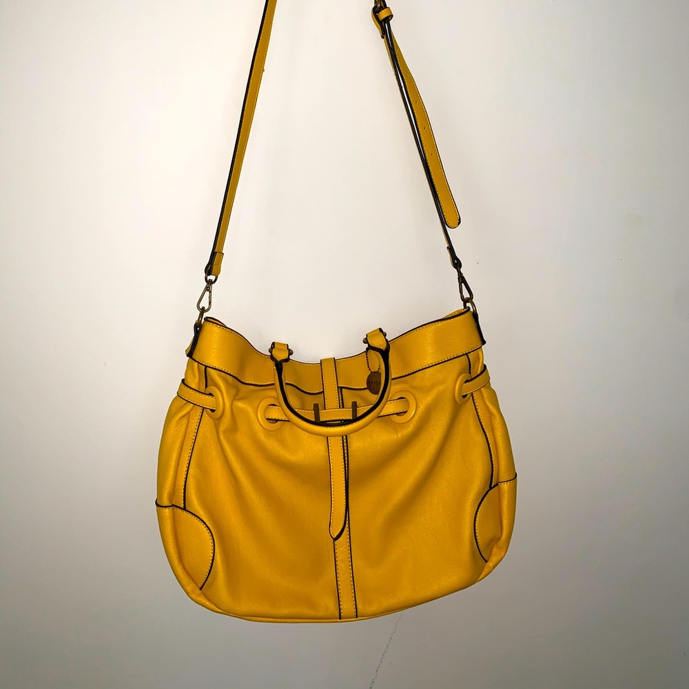 Ampere leather handbag